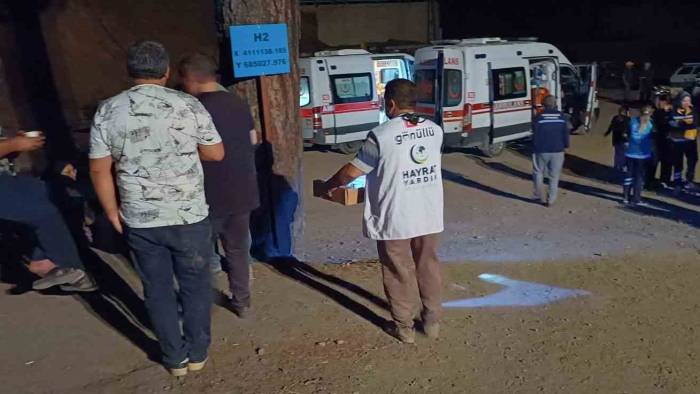 Denizli’de maden göçüğü: 2 işçi mahsur, kurtarma ekipleri 22 saattir çalışıyor