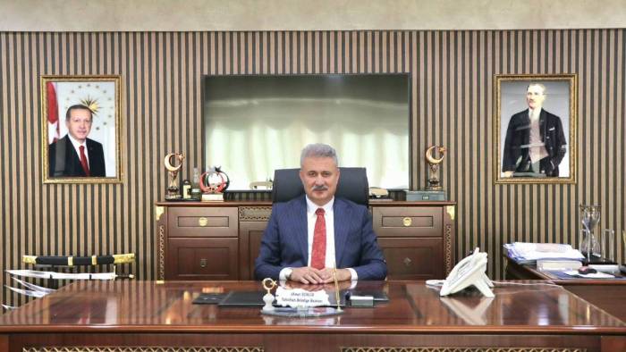 AK Parti'li Yahşihan Belediye Başkanı Ahmet Sungur gözaltına alındı
