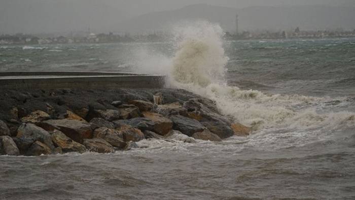 Denizlerde fırtına alarmı: Meteoroloji’den önemli açıklama