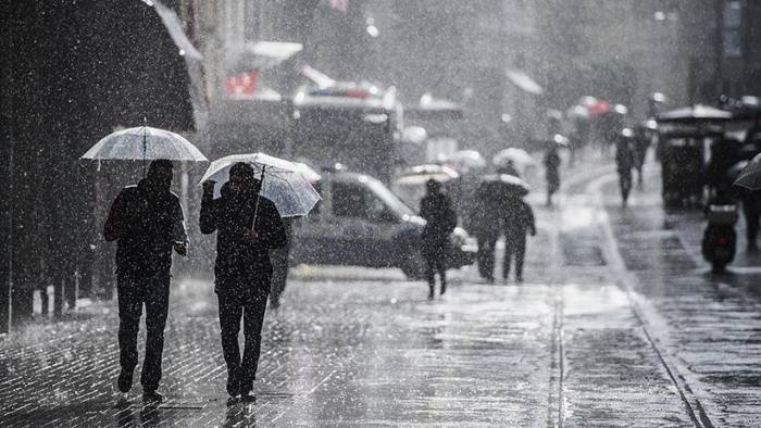 Meteoroloji’den Batı Akdeniz ve Mersin İçin Çok Güçlü ve Aşırı Yağış Uyarısı
