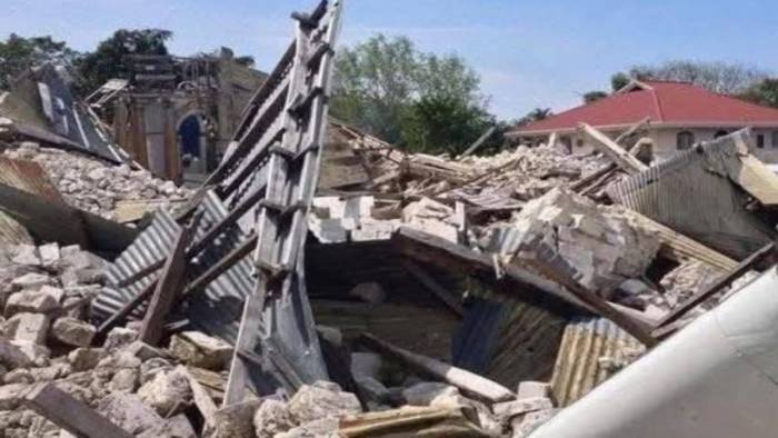 Filipinler'deki 7.4 Büyüklüğündeki Depremde Can Kaybı 7'ye Yükseldi
