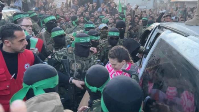 Filistinli Mahkumlar Esir Takası Kapsamında Serbest Bırakılarak Gazze Şeridi'ne Ulaştı