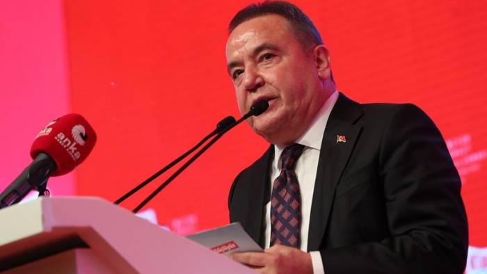 Tutuklu Başkan Muhittin Böcek’ten Mesaj!