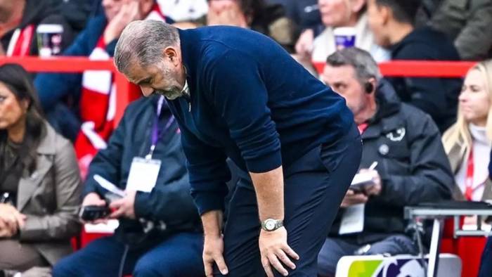 Nottingham Forest’tan flaş karar! Maçı kaybetti, 19 dakika sonra görevine son verildi!