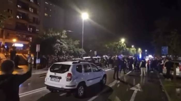 Karadağ’da Türk karşıtı protestolar büyüyor! Türk işletmeleri kapandı