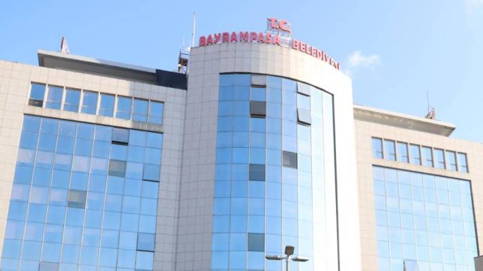 Bayrampaşa’da Yeni Yönetim İlk İş Olarak Seçilmiş Başkanı Sosyal Medyadan Çıkardı