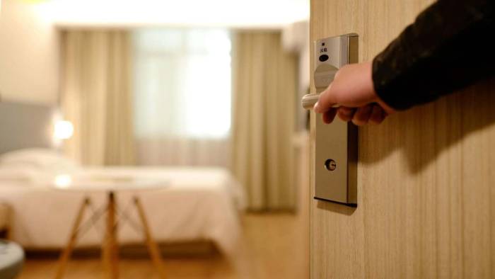 Turizmde flaş gelişme: Airbnb’nin rakibi dev otel zinciri battı