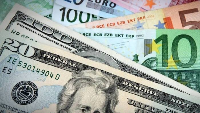 Döviz piyasası alev alev: Dolar ve Euro art arda rekor tazeledi