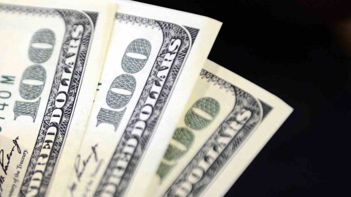 Kur piyasası alevlendi: Dolar/TL rekor, Euro/TL zirveye koşuyor