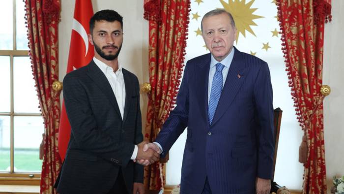 Erdoğan, Oscar’lı Filistinli Yönetmen Basel Adra’yla Bir Araya Geldi!
