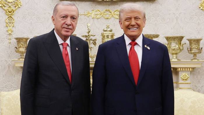 Trump’tan Erdoğan’a övgü yağdı: “Güçlü bir ordu ve ülke kurdu”!