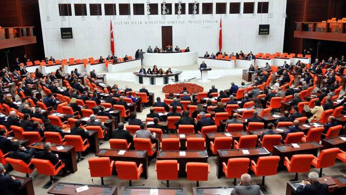 TBMM’de kritik oylama: Sağlık ve Enerji Bakanlığı bütçeleri kabul edildi