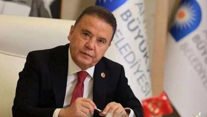 Başkan Muhittin Böcek Hastaneye Sevk Edildi!