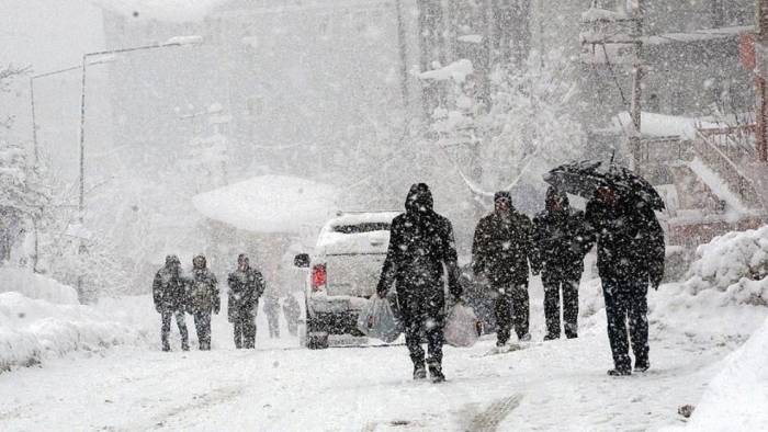Cumartesi 15 İl Beyaza Bürünecek! Kar Alarmı Verildi!