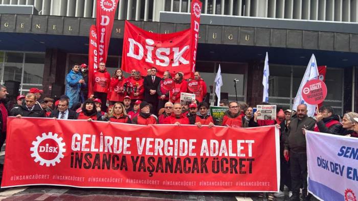 DİSK’ten asgari ücrete ilk tepki: “28 bin lira açlık sınırının bile altında”