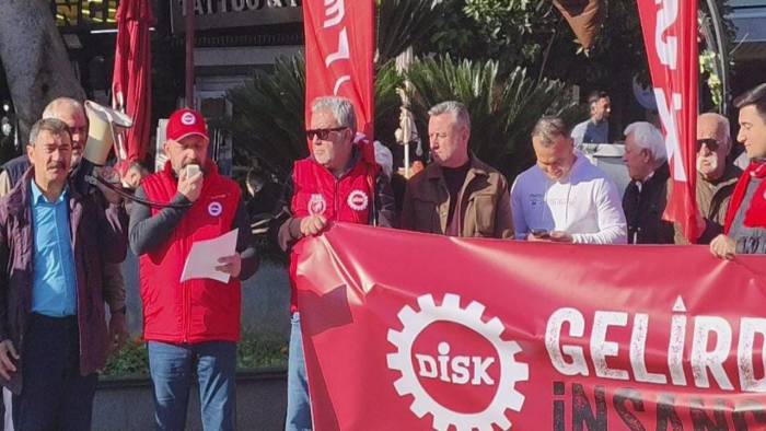 DİSK’ten asgari ücret çıkışı: “Açlık sınırının gerisinde!”