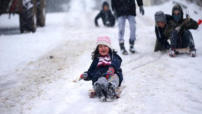 Kar ve buz alarmı! Birçok ilde okullar tatil edildi!