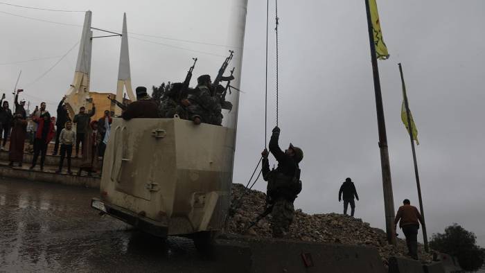 YPG Geri Çekiliyor! Rakka Ve Deyrizor’da Saha Kontrolü El Değiştirdi!