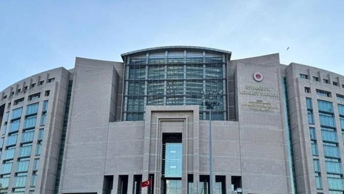 İBB Yolsuzluk Davasında Duruşma Ertelendi: Süreç Yarın Devam Edecek!