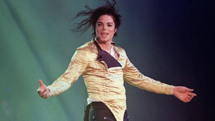 Tartışmalı belgeselin yönetmeninden şok sözler: “Michael Jackson, Epstein’dan daha kötü”!