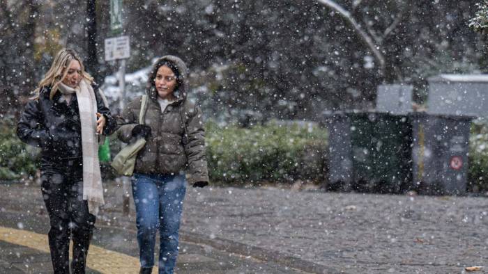 Meteoroloji alarm verdi! Sağanak, fırtına ve karla karışık yağış 8 ili vuracak