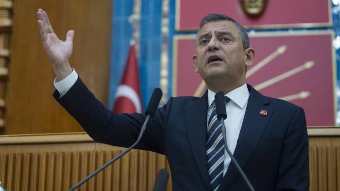CHP kulisleri karıştı! Özgür Özel istifa mı edecek?