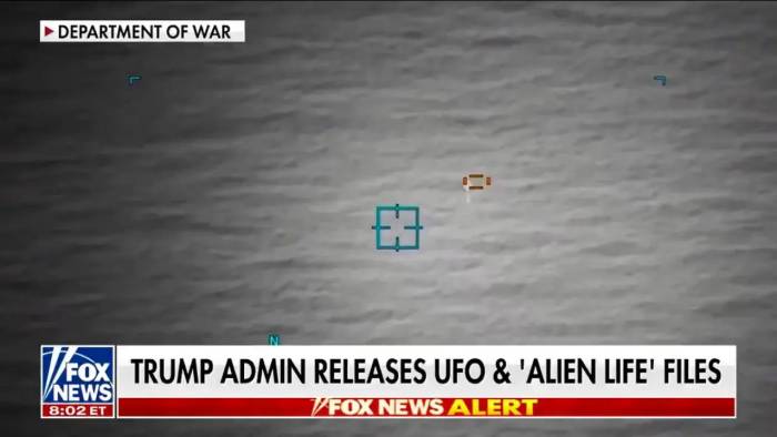 ABD Savaş Bakanlığı’ndan Şaşırtan Paylaşım: Kaydedilen UFO Görüntüleri Kamuoyuna Sunuldu!