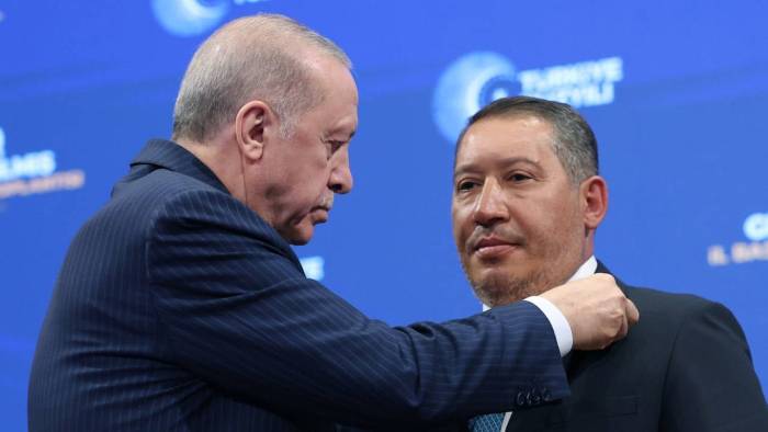 AK Parti’ye Geçen Veysel Topçu’nun Oğlu Hakkında Şok İddialar: Önce Kaza, Sonra Cinsel Saldırı!