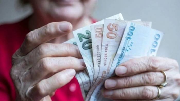 Emekli ve memurun zam oranı belli oldu! İşte en düşük emekli maaşı tutarı
