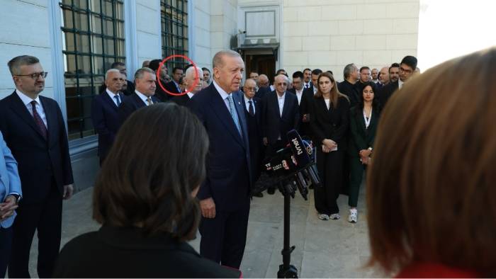 Acun Ilıcalı’nın Erdoğan’la bayram namazı görüntüsü gündem oldu