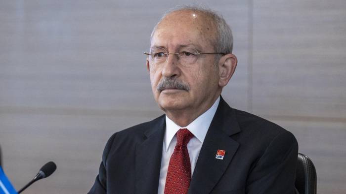Deniz Göktaş'a destek için adliyeye giden Kılıçdaroğlu protestoyla karşılaştı