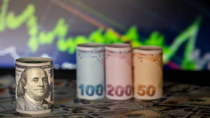 Dolar/TL'de tarihi rekor! Kur yeni seviyeye ulaştı