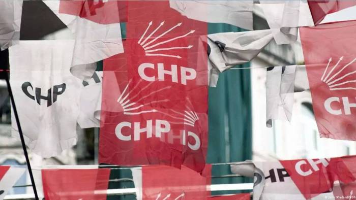 CHP'de kritik toplantı! Kapalı grup zirvesinde toplu istifa iddiası gündeme geldi