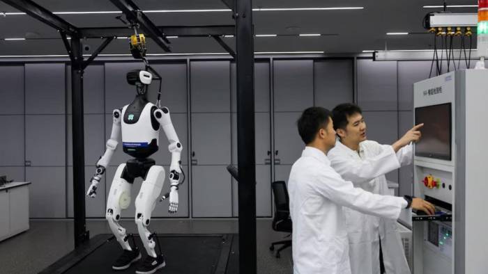 Çin’den ABD’ye insansı robot tepkisi: “Yasağı geri çekin” çağrısı!