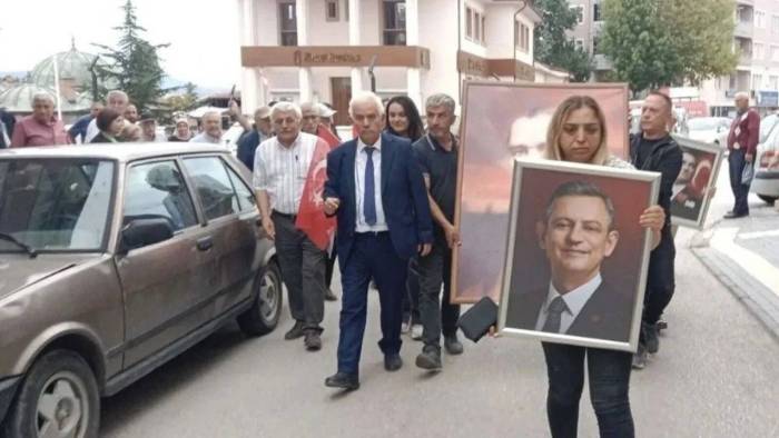 CHP’de istifa depremi büyüyor! Muğla ve Samsun’da ilçe yönetimleri Yeni Parti’ye geçti!