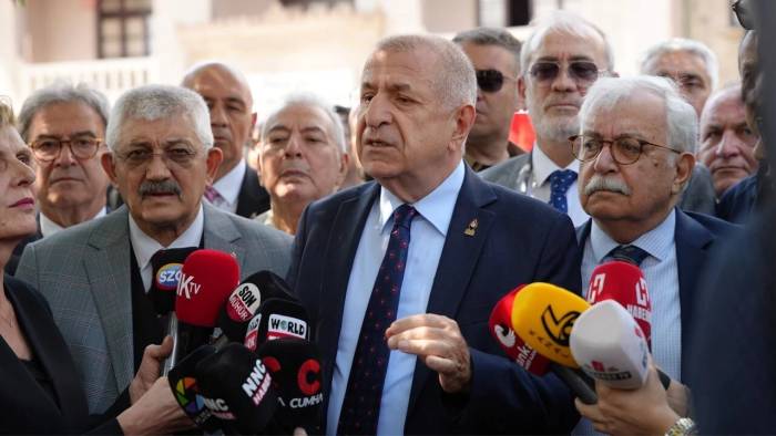 Ümit Özdağ’dan Halk TV’ye kayyum tepkisi: “Halk kazanacak, demokrasi kazanacak”