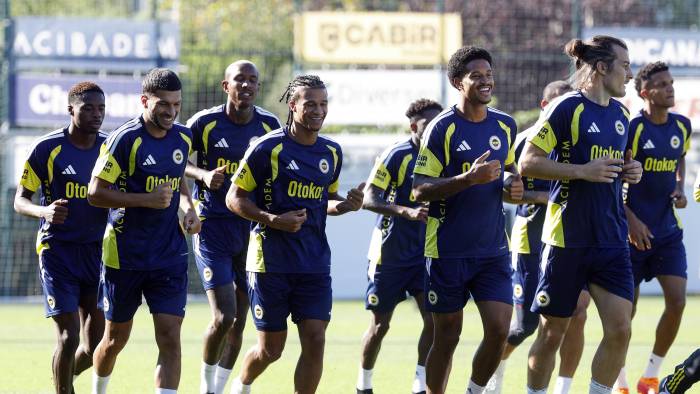 Fenerbahçe’nin yıldızı bavulunu topladı! Roma için Türkiye’den ayrılıyor!