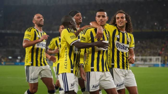 Fenerbahçe 18 Yıl Sonra Şampiyonlar Ligi'nde!