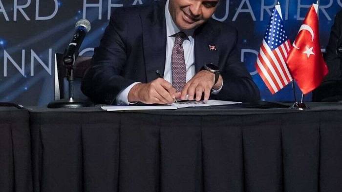 Türkiye'nin uzayda tarihi adımı! Artemis Anlaşmaları'na imza attı!