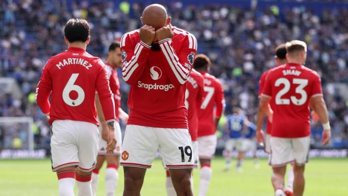 Manchester United’a 90+6’da büyük şok: Son saniyede galibiyeti kaçırdı!