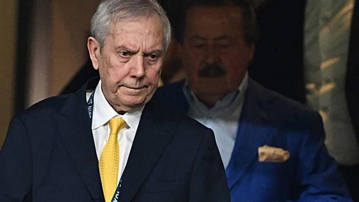 Fenerbahçe’de işler erken karıştı! Gaziantep FK beraberliği sonrası istifa çağrısı!
