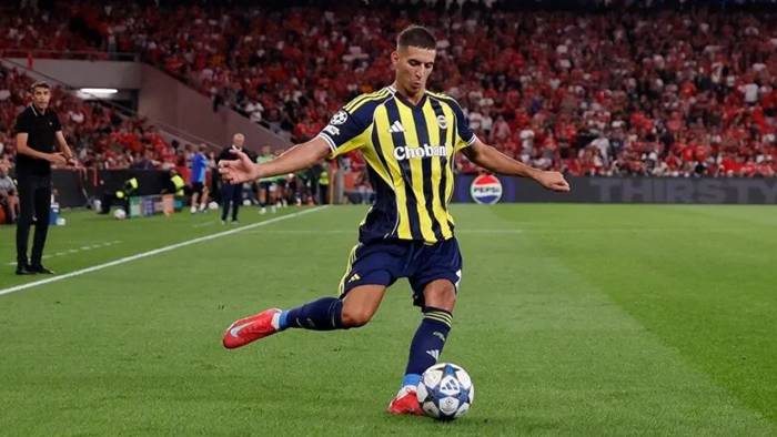 Fenerbahçe’den Mert Müldür Açıklaması! Sahalardan Uzak Kalacağı Süre Belli Oldu!