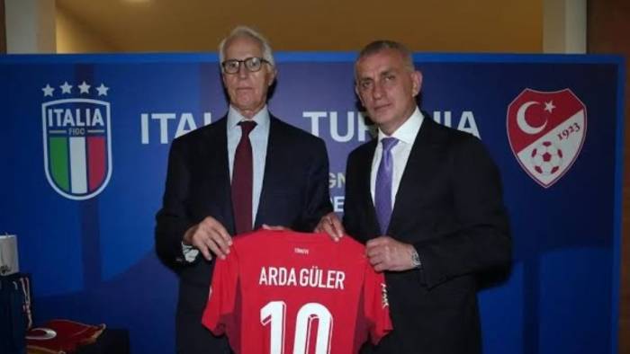 Futbol dünyasında görülmemiş olay! Federasyonuna kayyum olarak yeniden atandı!