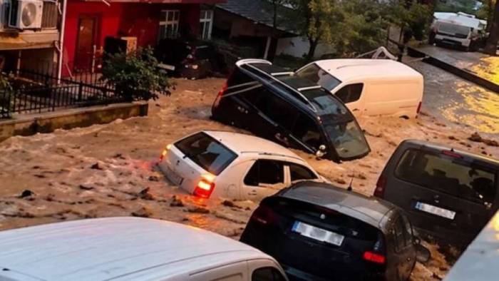 İstanbul’daki Sel Felaketinde Son Durum! Kayıp 1 Kişi Sağ Bulundu, 4 Kişi Aranıyor!