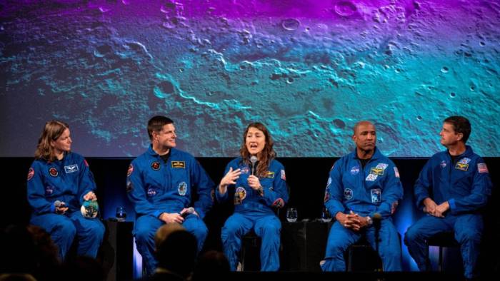NASA Astronotu Ay Görevinde Büyük Korku Yaşadı: “Asla Eve Dönemeyeceğimizi Düşündüm”