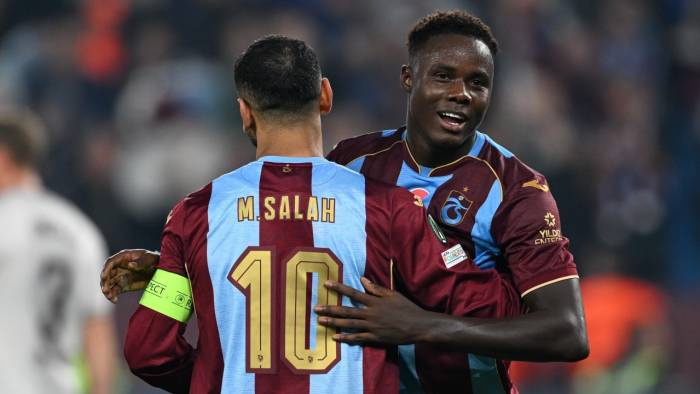 Trabzonspor Avrupa’da 2’de 2 Yaptı: Hearts Karşısında 2-0’lık Galibiyet!